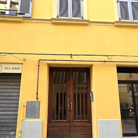 Modena Centro Storico, Aria Condizionata, Ascensore & Pass Ztl Apartment