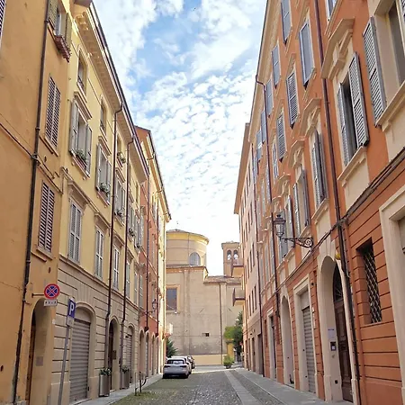 Modena Centro Storico, Aria Condizionata, Ascensore & Pass Ztl *